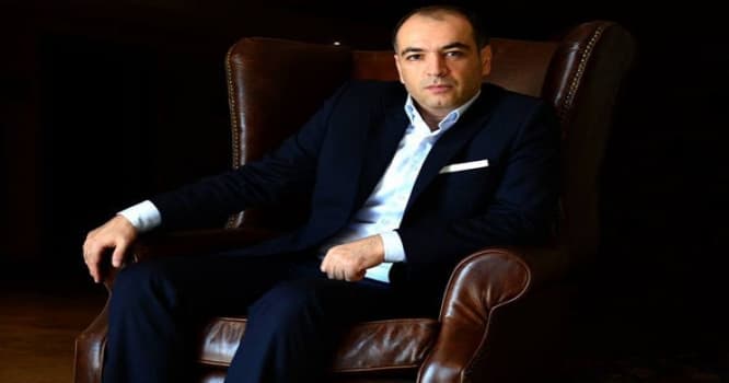 Azərbaycanlı biznesmendən ermənilərə pul təklifi: Əsgərə 10, zabitə 15 min dollar