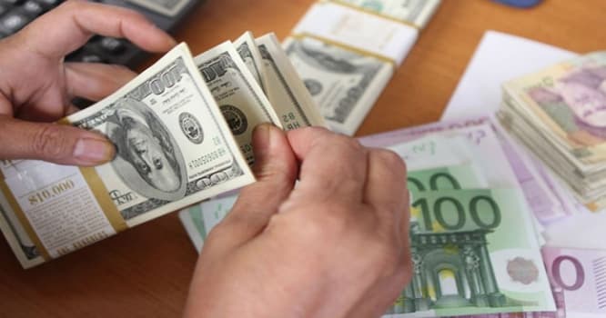 Dollar bir az ucuzlaşdı - RƏSMİ MƏZƏNNƏ