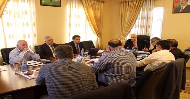 Çingiz Abdullayev "Neftçi"də görülən işlərin hesabatını istədi