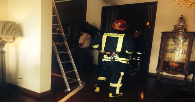 Sumqayıtda binada yanğın olub - 18 nəfər təxliyə edildi