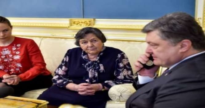 Poroşenko həbsdəki Nadejda Savçenko ilə telefon əlaqəsi saxladı