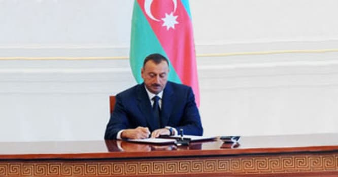 İlham Əliyev polşalı həmkarını təbrik etdi