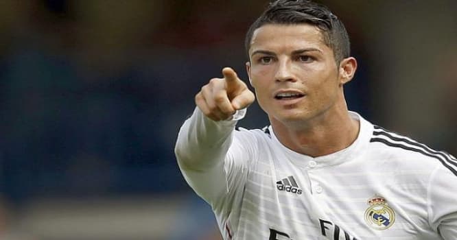 Ronaldu İbrahimoviçin yerinə gedə bilər