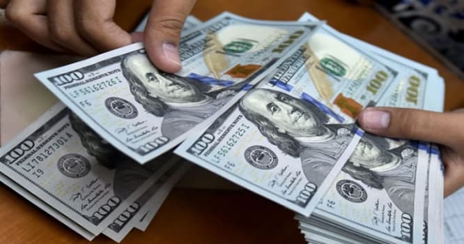 Dollar bahalaşmağa başladı - Rəsmi məzənnə