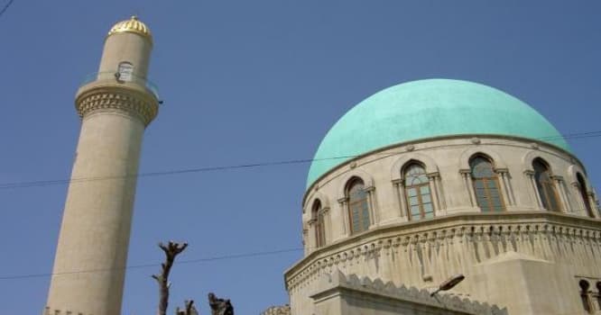 Məscidə ibadətə gələn şəxs qarət olundu - Bakıda
