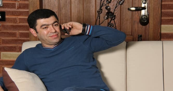 İntihar edən iş adamı dəfn olundu