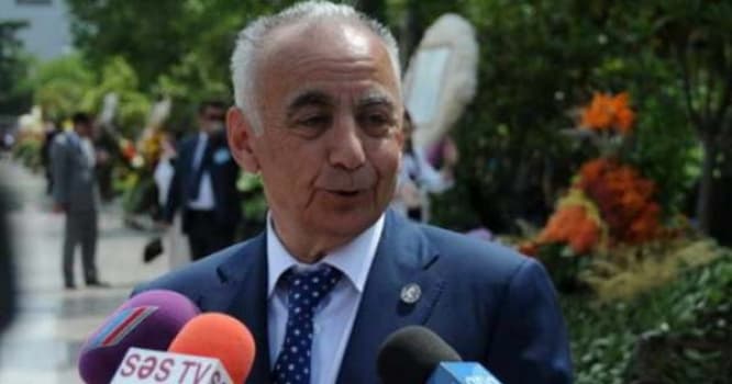 İki icra başçısının gözü Hacıbala Abutalıbovun kreslosunda - ÖZƏL