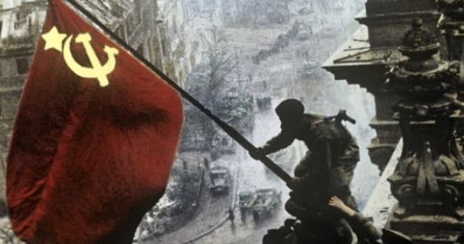 Hitleri kim öldürüb: ABŞ, yoxsa SSRİ?
