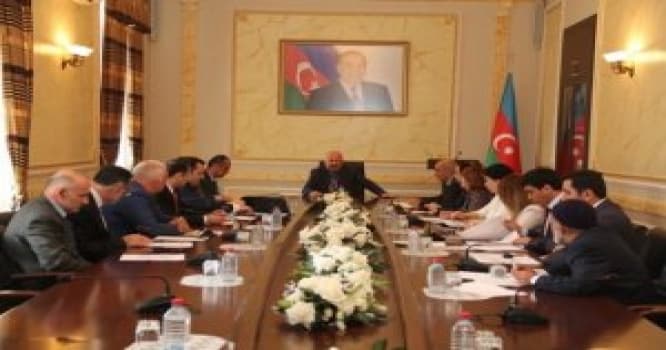Daha 5 dini icmaya maliyyə yardımı ayrılıb