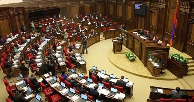 Ermənistan parlamenti "Dağlıq Qarabağ"la bağlı qərar verdi