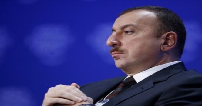 Prezident xaricə gedərkən niyə özü ilə jurnalistlər aparmır?