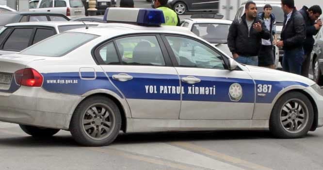 Bakıda yol polisi ilə sürücülər arasında münaqişə - VİDEO