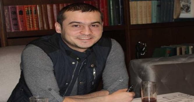 Emil şəxsi biznesini açır
