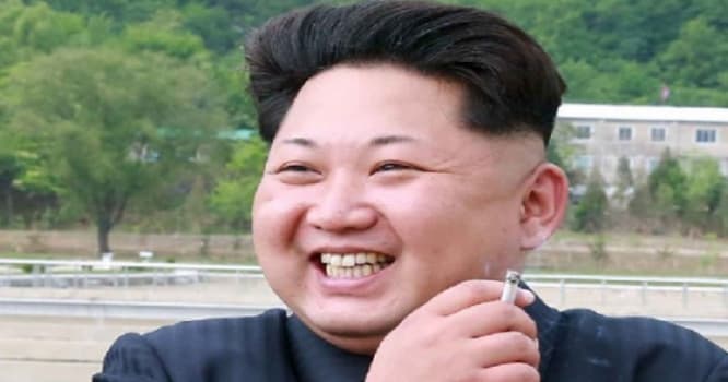 Şimali Koreya lideri siqareti tərgitdi