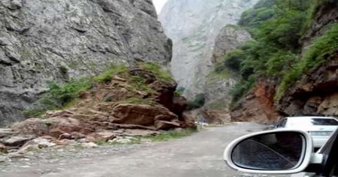 Uçqun nəticəsində bağlanan Quba -Xınalıq yolu açılıb
