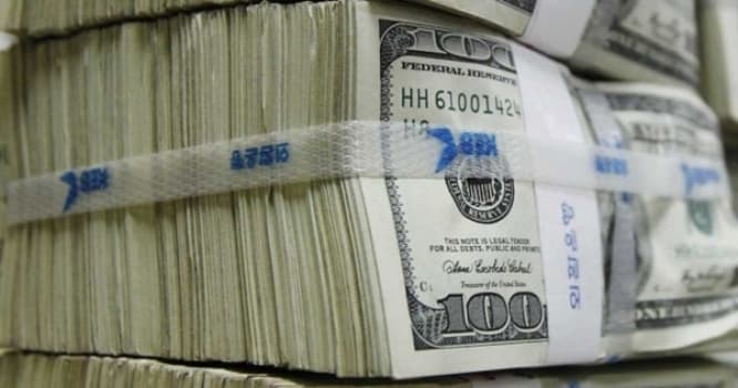 "Dollar kreditlərinə güzəştlər gecikərsə...." - Ekspert