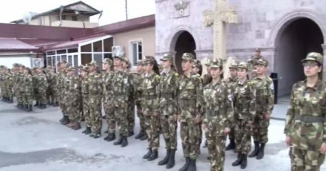 Ermənilər Qarabağda qızlara təlim keçir - VİDEO