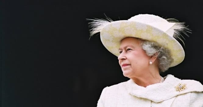 Britaniya kraliçası Azərbaycan prezidentini təbrik etdi