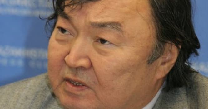“Aprel döyüşlərinin günahkarı BMT-dir” - Oljas Süleymanov