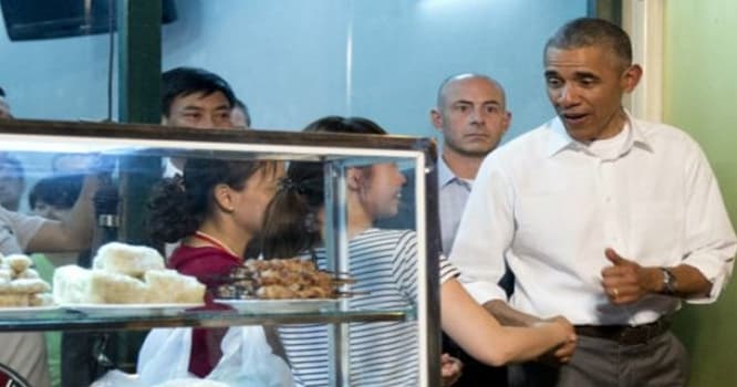 Obamanın 6 dollarlıq şam yeməyi - FOTO