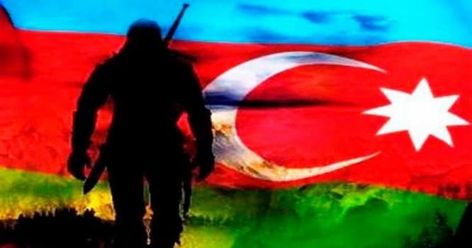 Şəhid hərbçilərin medalları ailə üzvlərinə təqdim edildi