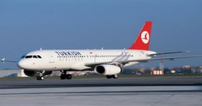 İstanbul-London təyyarəsi Belqradda təcili eniş etdi - Terror təhlükəsi