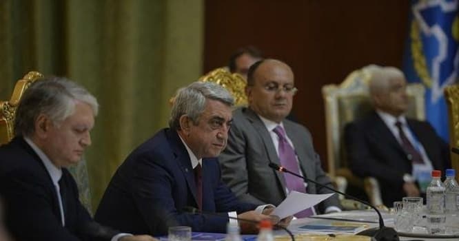 Sarkisyan Qarabağı qaytarmağa qərar verib - Erməni müəllif
