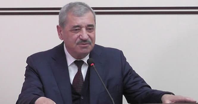 İbrahim Mehdiyev vətəndaşı evinə buraxmır