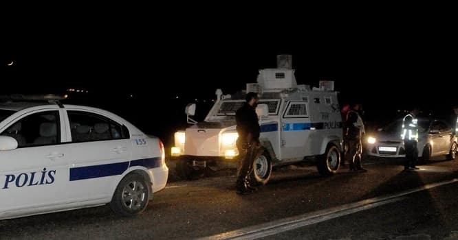 Türkiyədə mikroavtobus aşıb, 14 nəfər xəsarət alıb