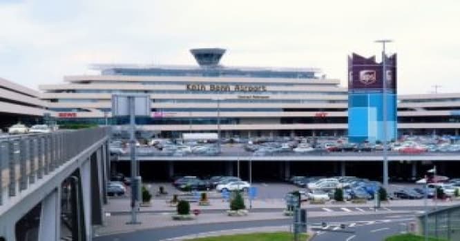 Köln aeroportu bağlandı - Terror təhlükəsi