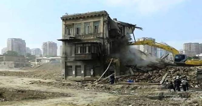 Nazir Bakıda sökülən tarixi binalardan danışdı