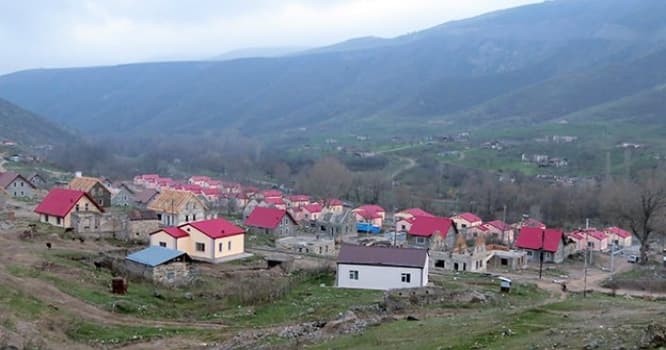 Laçında salınan kəndin tikintisi yarımçıq saxlanıldı - Ermənilər təlaşda