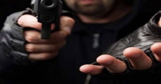 Qardaş və bacıya silahlı hücum oldu, bacısını qaçırmaq istədilər- Bakıda şok olay