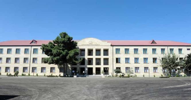 Nazirliklərdən internat məktəbi ilə bağlı ittihamlara - Reaksiya