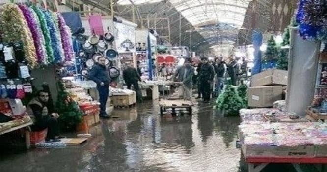 Sədərək ticarət mərkəzini su basdı - Təşviş