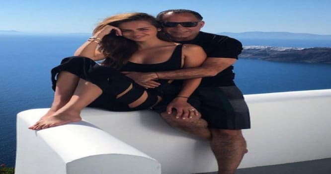 26 yaşlı model 62 yaşlı milyarderə ərə getdi - FOTO