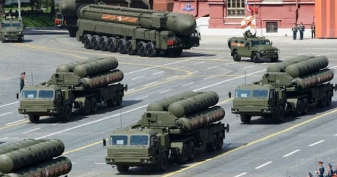 Rusiyadan Qazaxıstana jest - Putin S-300 raketlər göndərdi