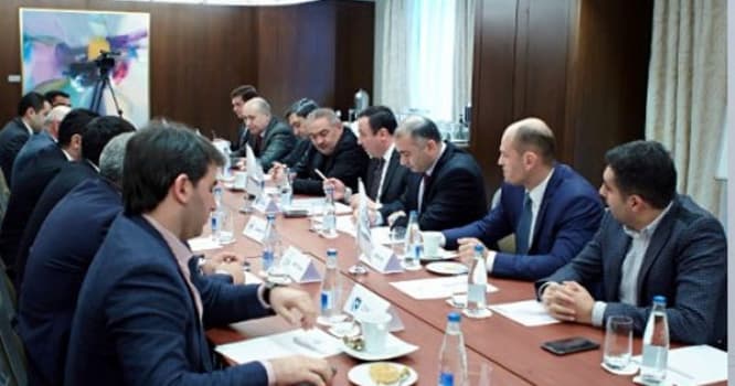 Azərbaycan klubları pulsuzluqdan qan ağlayır: Rüsum azaldılsın!