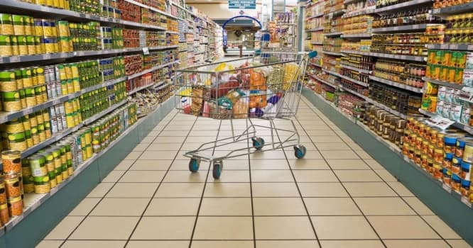 Marketlər Ramazanda istifadə edilən ərzaqları bahalaşdırdı - Açıqlama
