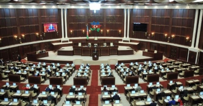 Azərbaycan viza rüsumlarında bir sıra tələbləri ləğv edilir