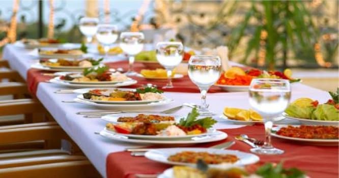 Ramazanda düzgün qidalanma: imsak və iftar vaxtı hansı qidaları qəbul etmək lazımdır?