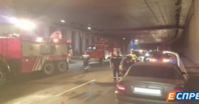 Azərbaycan səfirliyinin avtomobili qəzaya uğradı - FOTO