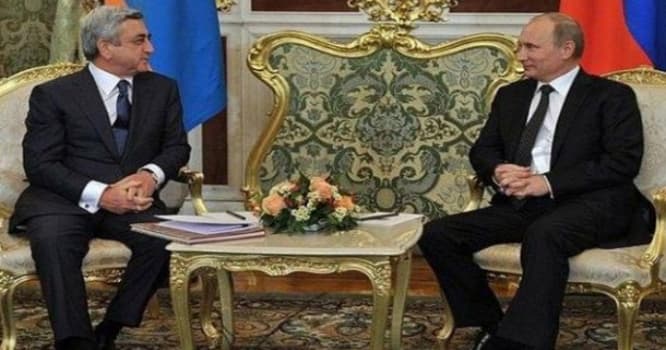 Sarkisyanın Putindən istəyi - Sankt-Peterburq görüşündə