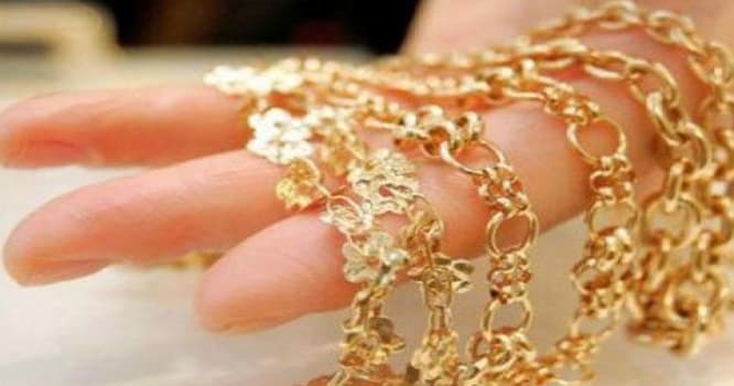 Bakıda şok hadisə - 14 yaşlı uşaq 25 minlik qızıl oğurladı