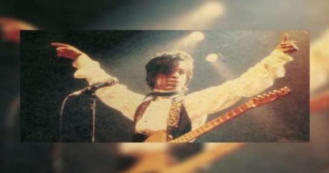 Prinsin gitarası 140 min dollara satıldı