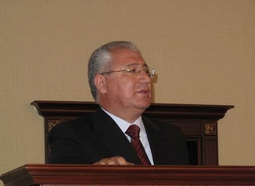 Vəzifəsini itirmək təhlükəsi ilə üzləşən 5 nazir