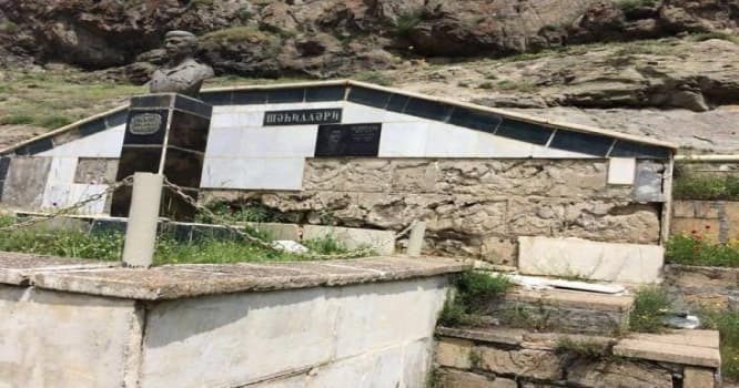 Lerikdə Qarabağ şəhidinin abidəsi baxımsız vəziyyətdədir