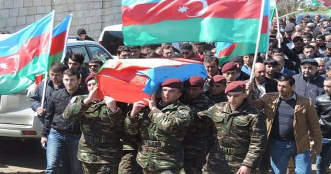 3 şəhidimizin baş daşı qoyulmur - Ailələr nazirliklə İH arasında qalıb