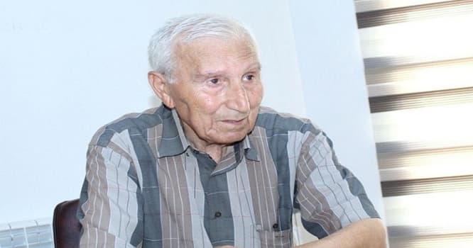 "Borcun içində üzürəm" - Məşhur diktor