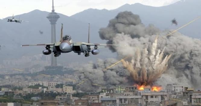 Dünya şokda: ABŞ təyyarələri kürdləri bombaladı - VİDEO